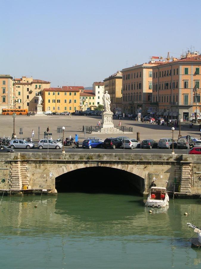 Apartament Mansarda Pieno Centro Livorno Zewnętrze zdjęcie